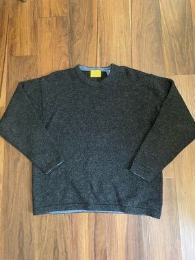 Vintage Carlyle and Kilmore virgin wool sweater black crewneck pullover grunge
